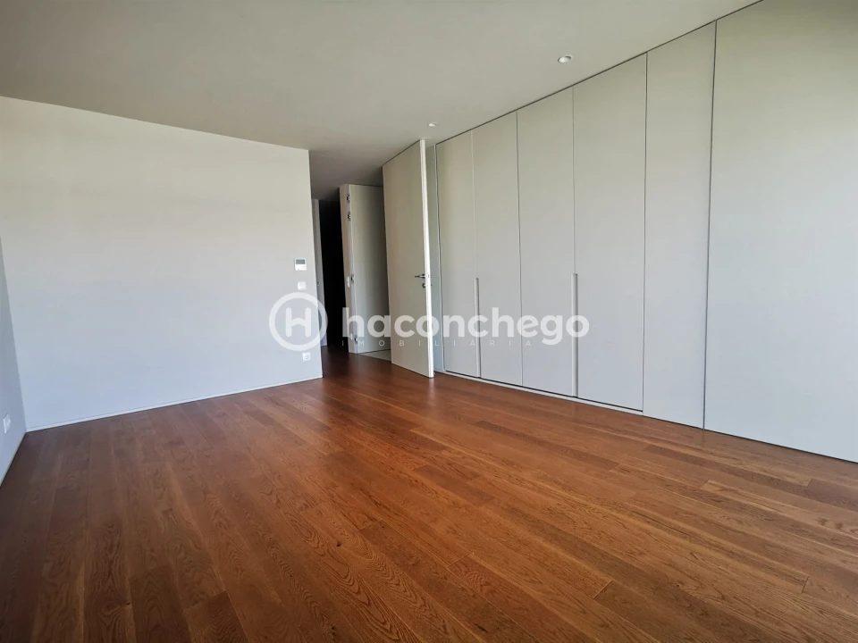 Apartamento T4 para Venda em Barcelinhos Foto 22