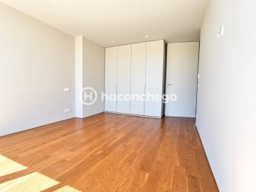 Apartamento T4 para Venda em Barcelinhos