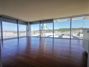 Apartamento T4 para Venda em Barcelinhos