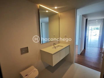 Apartamento T4 para Venda em Barcelinhos