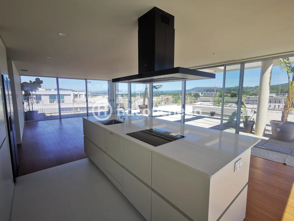 Apartamento T4 para Venda em Barcelinhos Foto 19