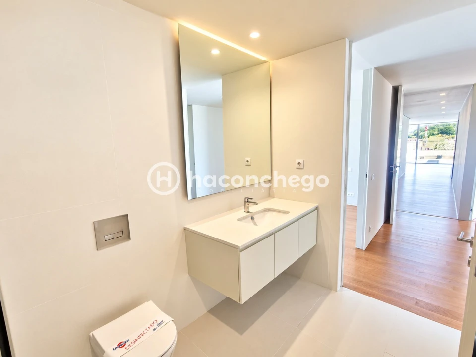 Apartamento T4 para Venda em Barcelinhos Foto 37