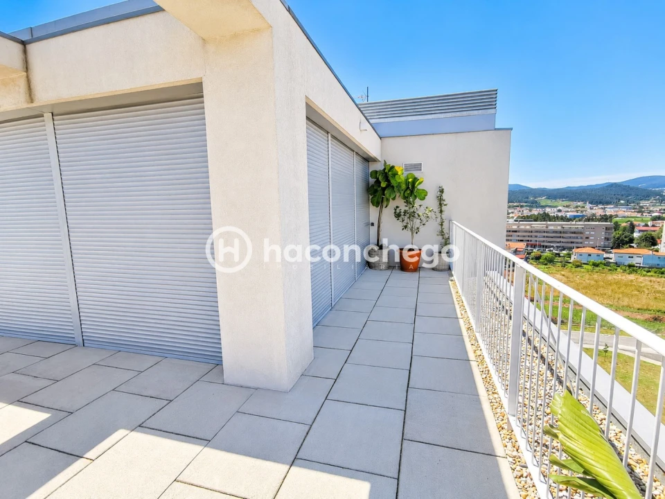 Apartamento T4 para Venda em Barcelinhos Foto 14