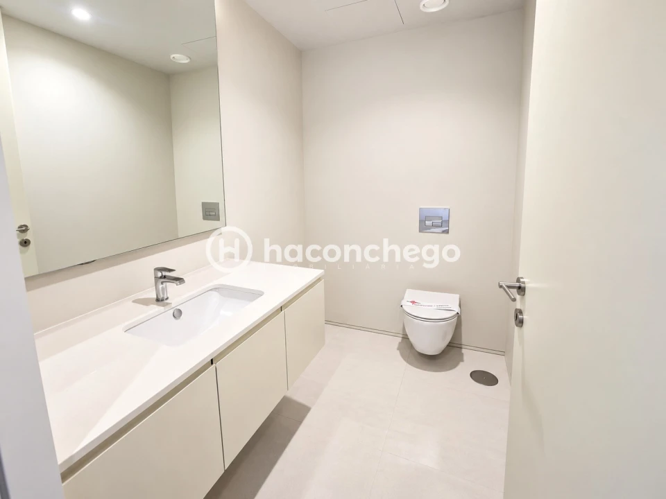 Apartamento T4 para Venda em Barcelinhos Foto 7