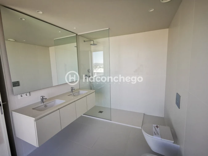 Apartamento T4 para Venda em Barcelinhos Foto 23