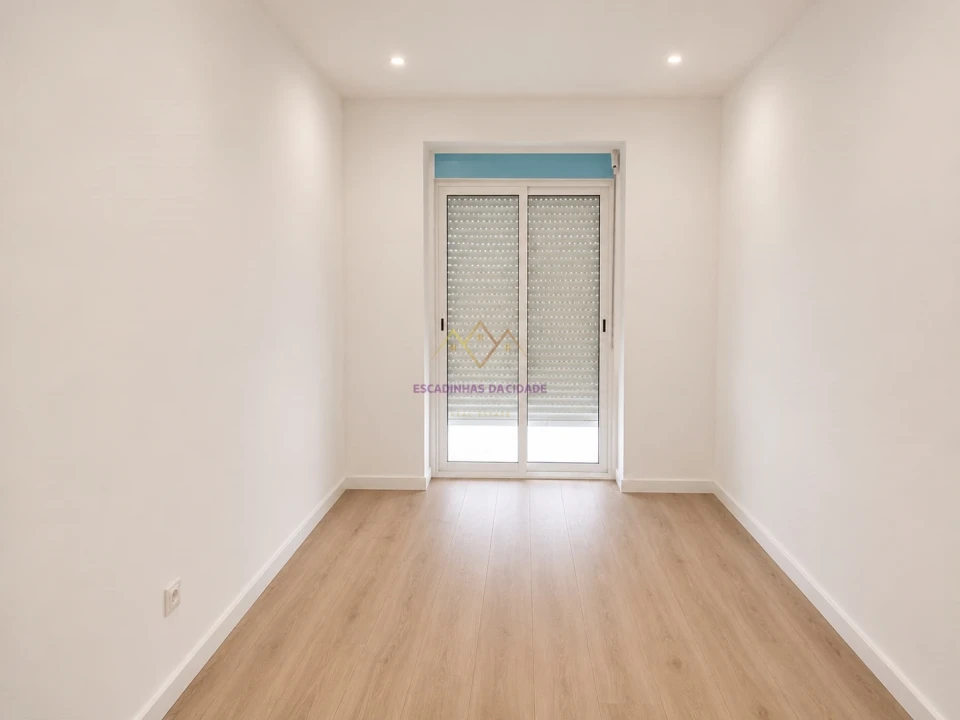 Apartamento T1 para Venda em Águas Livres Foto 12
