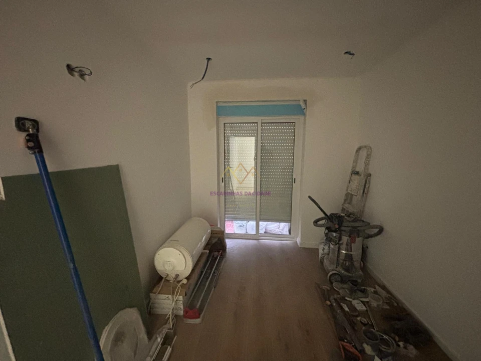 Apartamento T1 para Venda em Águas Livres Foto 14