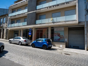 Loja para Venda em Fafe