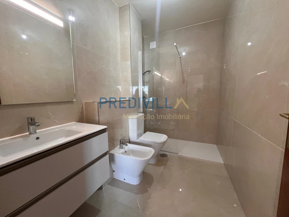 Apartamento T2 para Venda em Vila do Conde Foto 17
