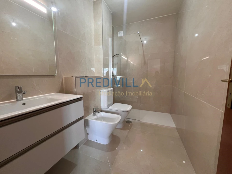 Apartamento T2 para Venda em Vila do Conde Foto 18