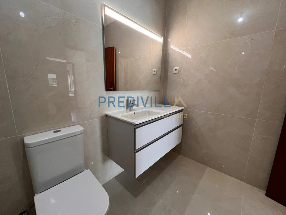 Apartamento T2 para Venda em Vila do Conde Foto 11