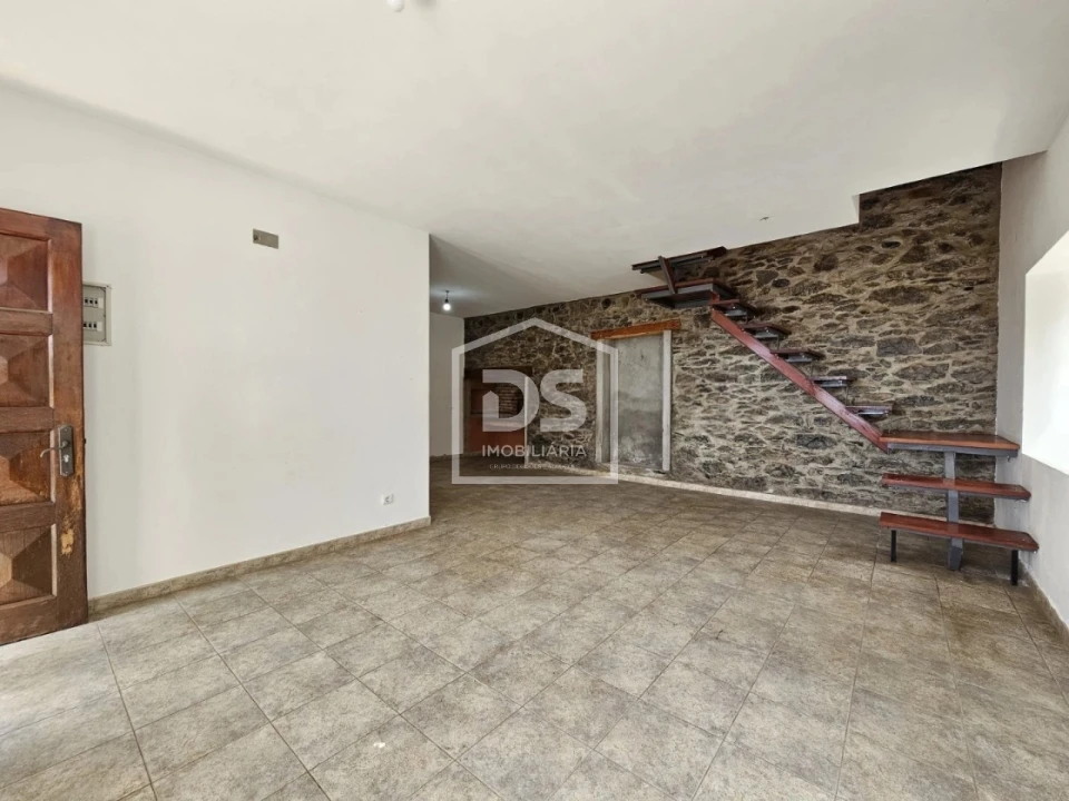Moradia T3 para Venda em Imaculado Coração de Maria Foto 4