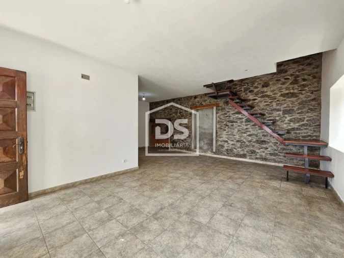 Moradia T3 para Venda em Imaculado Coração de Maria Foto 10
