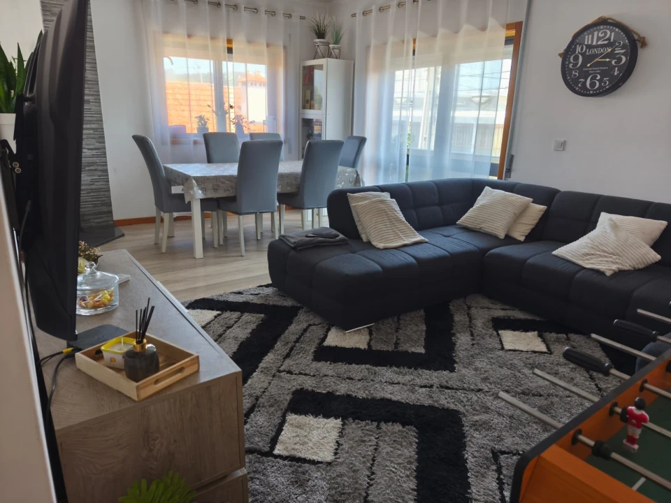Apartamento T2 para Venda em São Paio de Oleiros Foto 6