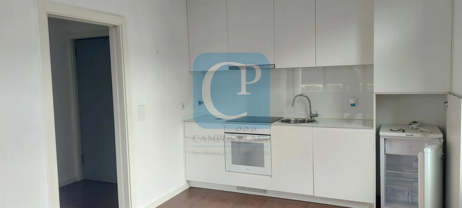 Apartamento T1 para Arrendamento em Paranhos Foto 3