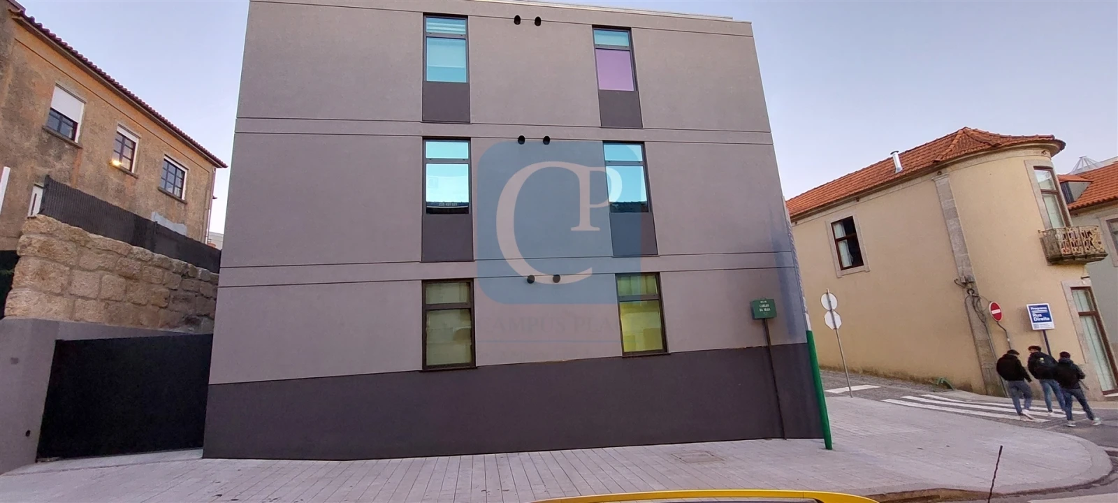 Apartamento T1 para Arrendamento em Paranhos Foto 18