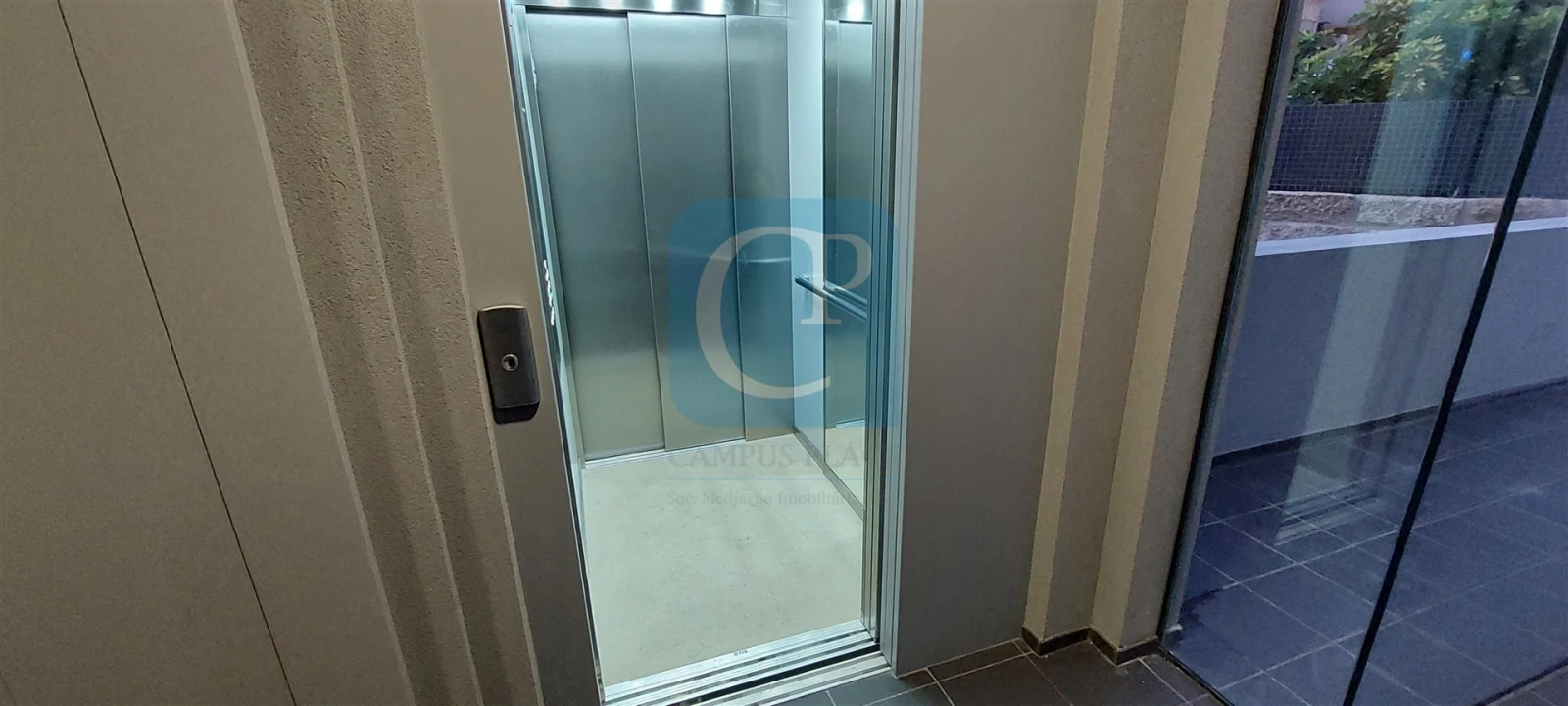 Apartamento T1 para Arrendamento em Paranhos Foto 20