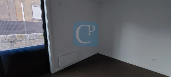 Apartamento T1 para Arrendamento em Paranhos