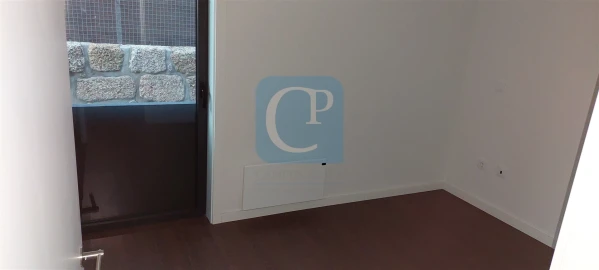 Apartamento T1 para Arrendamento em Paranhos