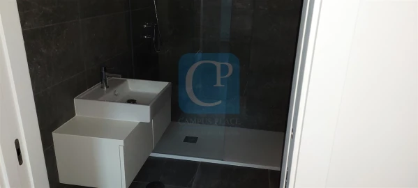 Apartamento T1 para Arrendamento em Paranhos