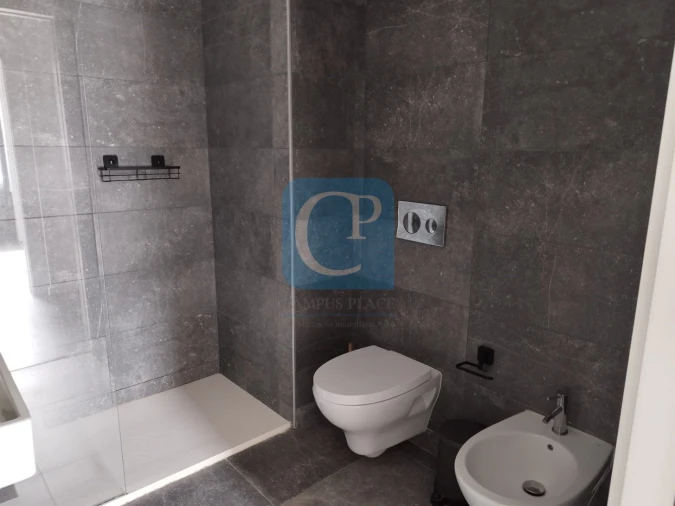 Apartamento T1 para Arrendamento em Paranhos Foto 13