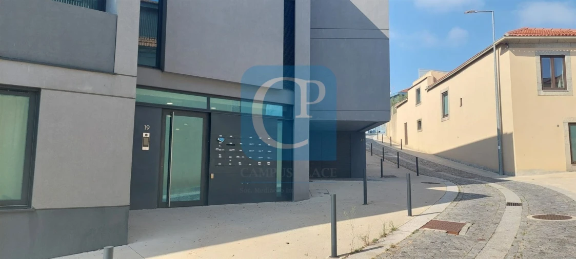 Apartamento T1 para Arrendamento em Paranhos Foto 16