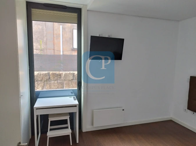 Apartamento T1 para Arrendamento em Paranhos Foto 8