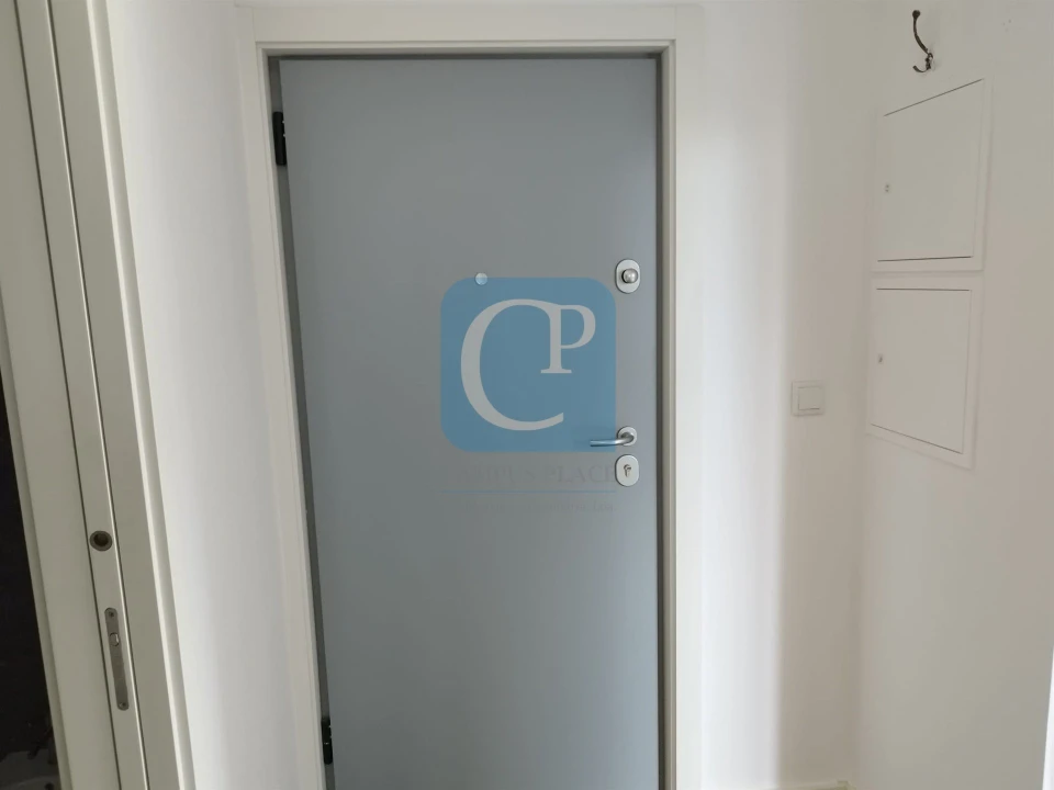 Apartamento T1 para Arrendamento em Paranhos Foto 18