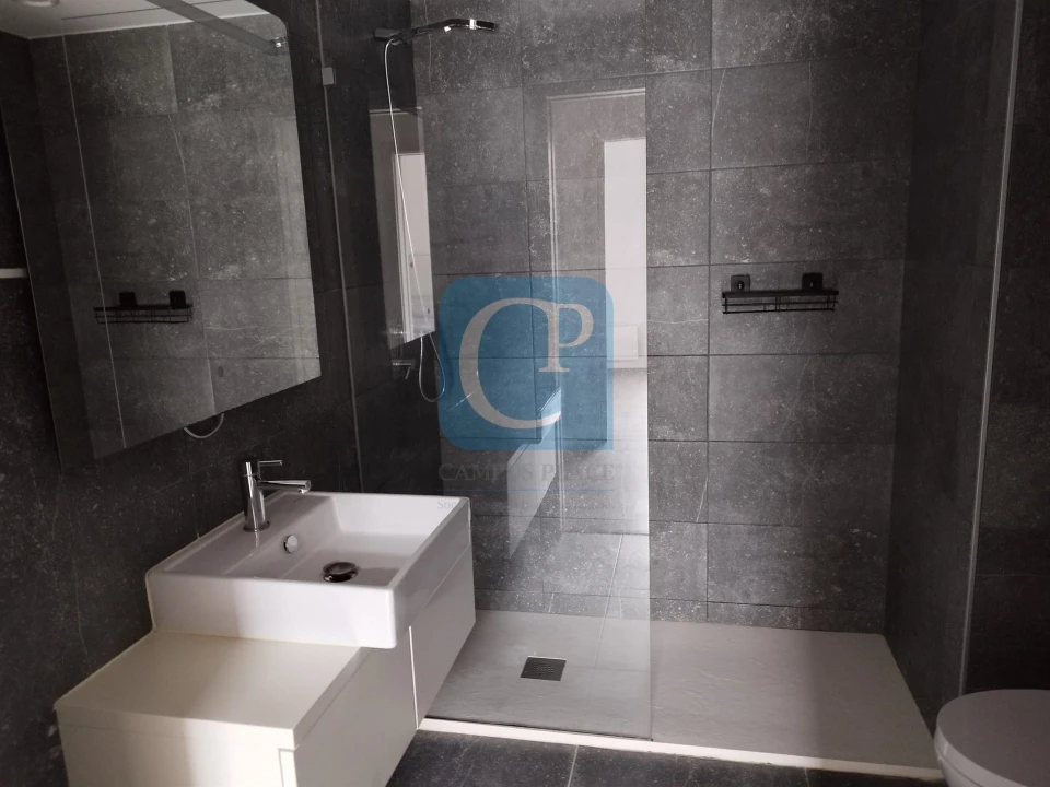 Apartamento T1 para Arrendamento em Paranhos Foto 12