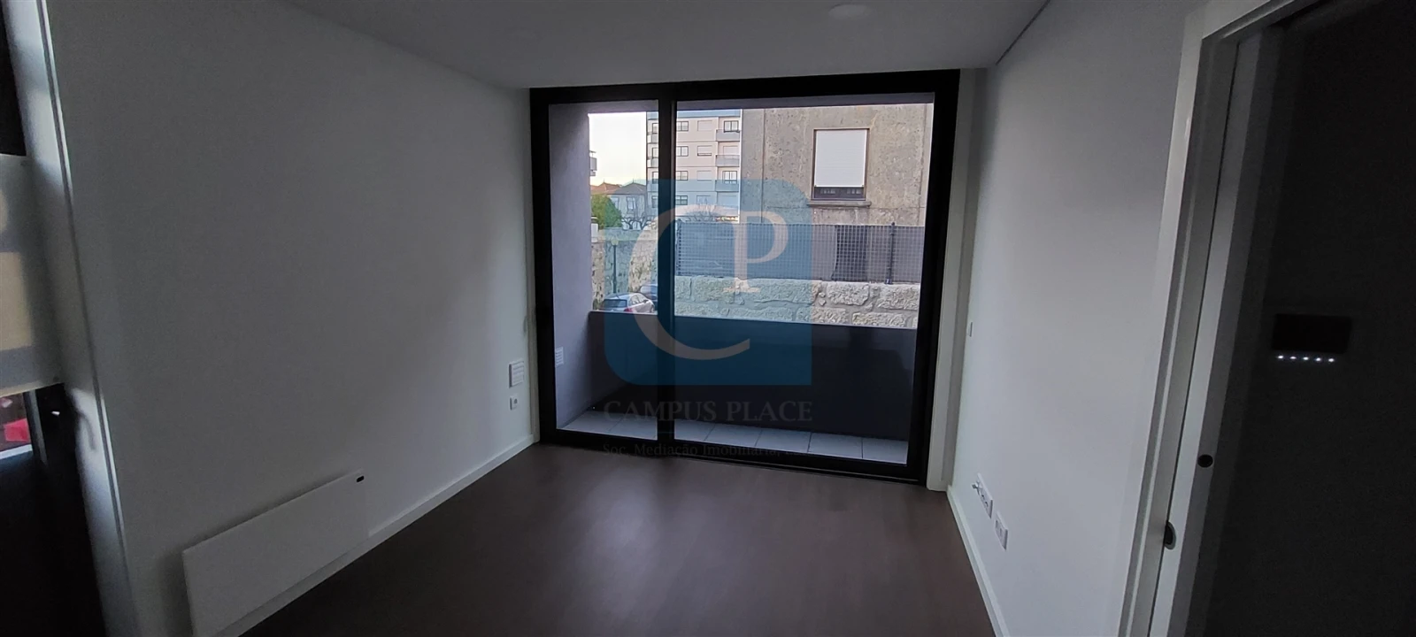 Apartamento T1 para Arrendamento em Paranhos Foto 12