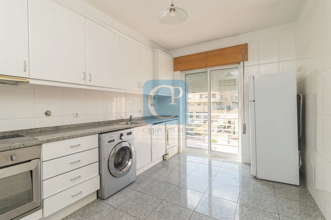 Apartamento T1 para Arrendamento em São Mamede de Infesta e Senhora da Hora Foto 5