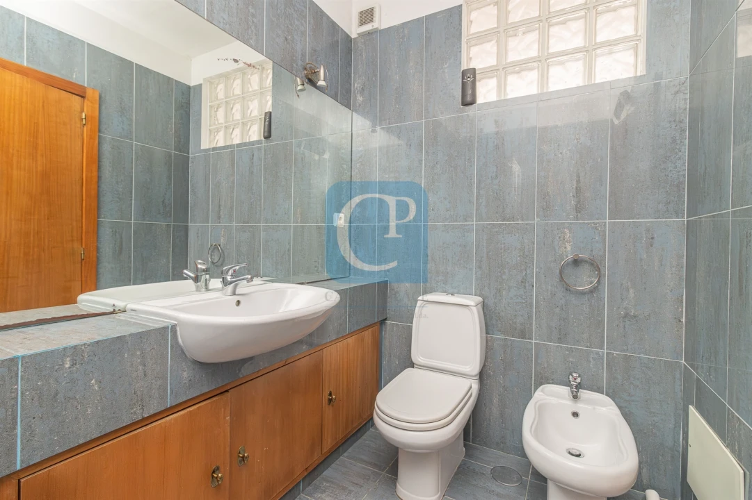 Apartamento T1 para Arrendamento em São Mamede de Infesta e Senhora da Hora Foto 12