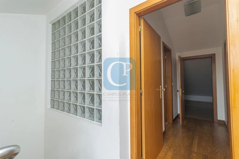 Apartamento T1 para Arrendamento em São Mamede de Infesta e Senhora da Hora Foto 16