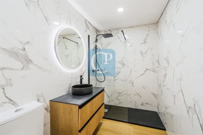 Apartamento T2 para Venda em Ramalde