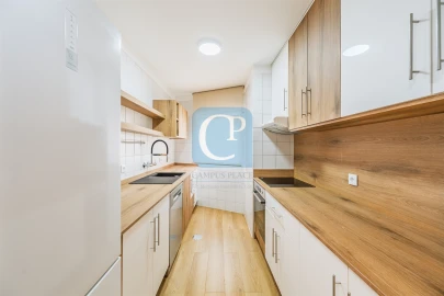 Apartamento T2 para Venda em Ramalde