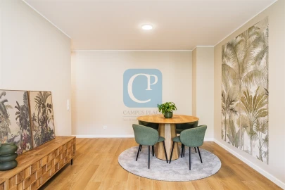 Apartamento T2 para Venda em Ramalde