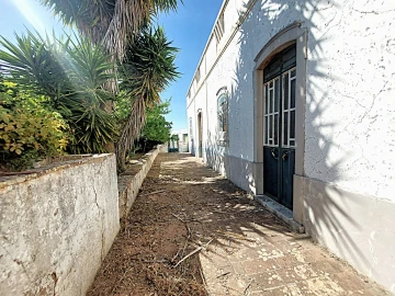 Quinta T5 para Venda em Santa Barbara de Nexe