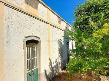 Quinta T5 para Venda em Santa Barbara de Nexe