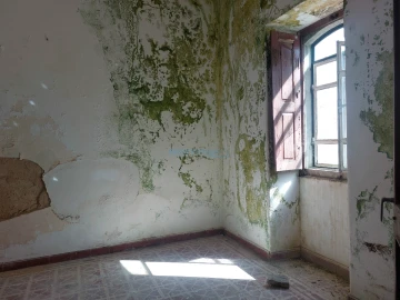 Quinta T5 para Venda em Santa Barbara de Nexe