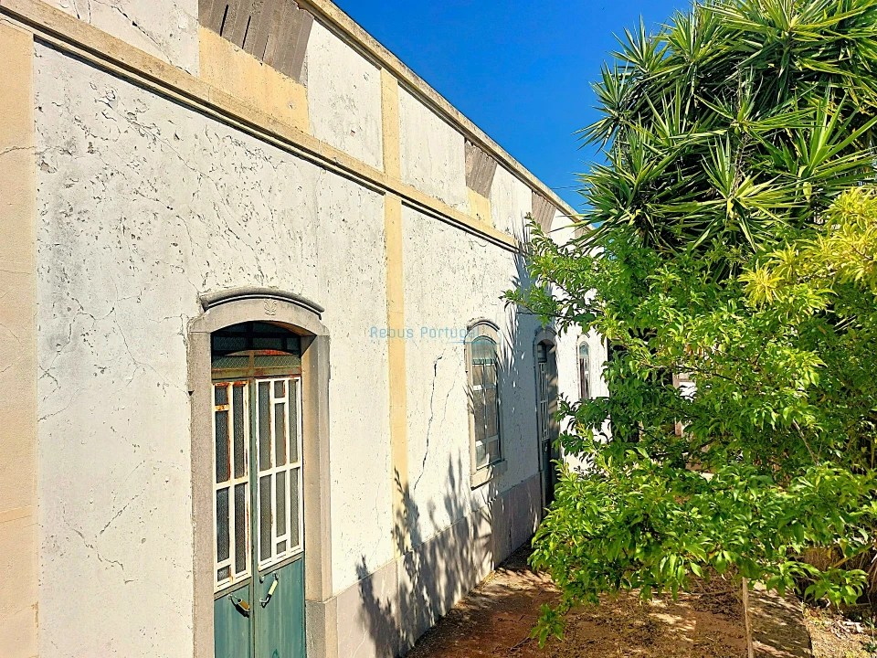 Quinta T5 para Venda em Santa Barbara de Nexe Foto 1