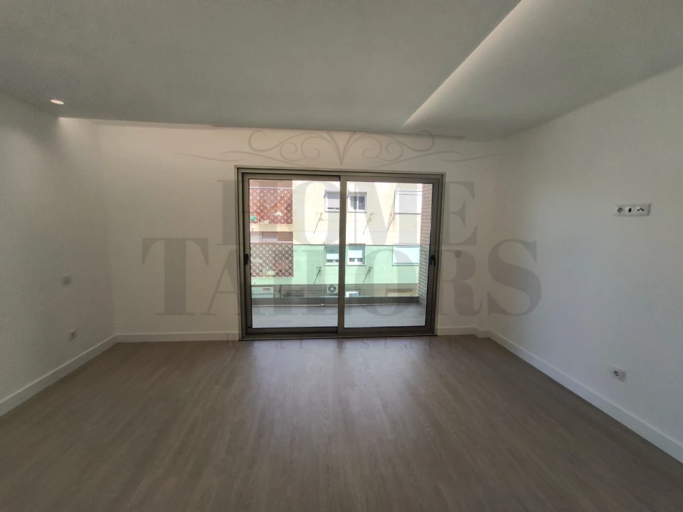 Apartamento T3 para Venda em Costa da Caparica Foto 14