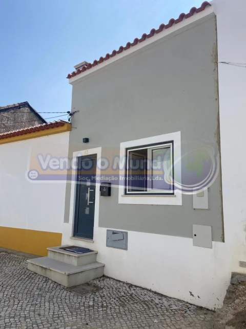 Moradia T1 para Venda em Salvaterra de Magos e Foros de Salvaterra