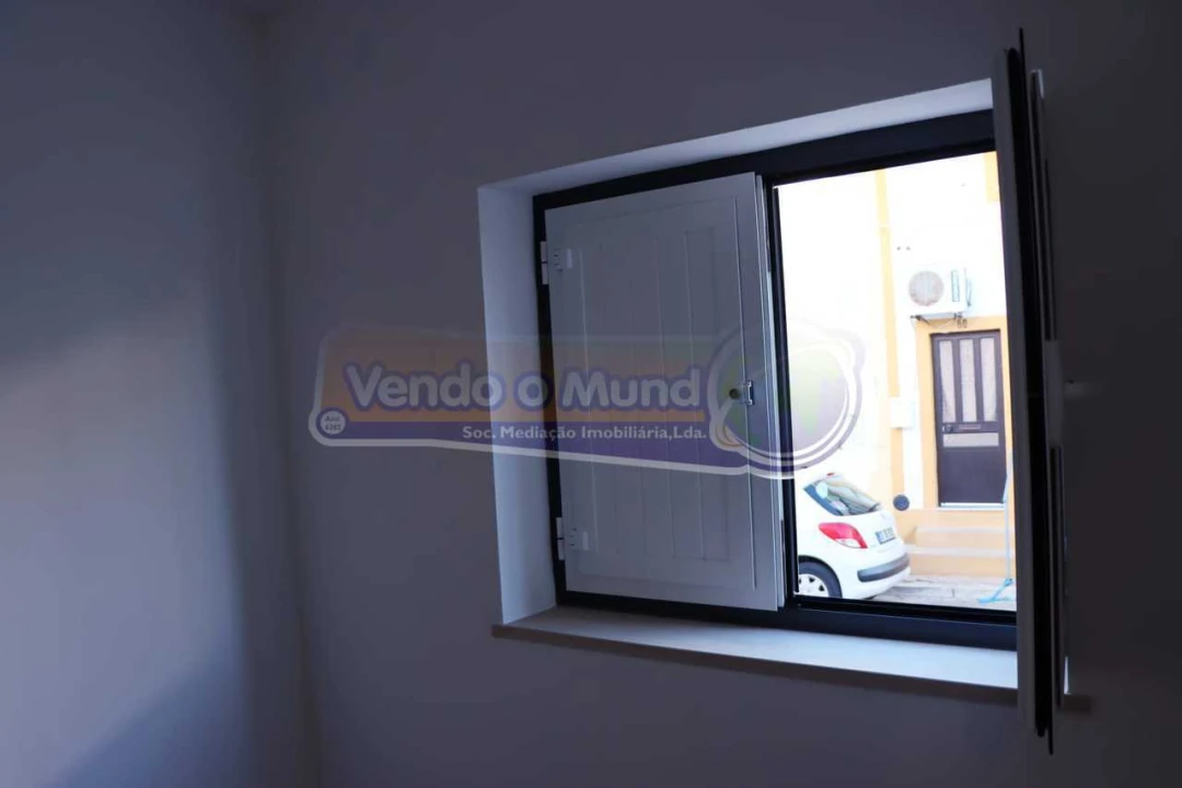 Moradia T1 para Venda em Salvaterra de Magos e Foros de Salvaterra Foto 10