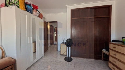 Apartamento T2 para Venda em Atouguia da Baleia