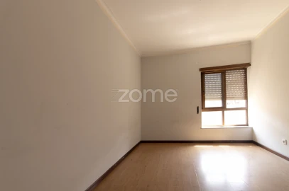 Apartamento T3 para Venda em São Vitor (Braga)