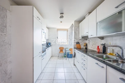 Apartamento T3 para Arrendamento em Cedofeita, Santo Ildefonso, Sé, Miragaia, São Nicolau e Vitória