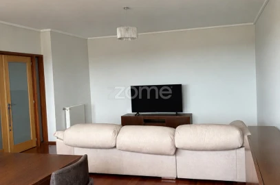 Apartamento T3 para Arrendamento em Cedofeita, Santo Ildefonso, Sé, Miragaia, São Nicolau e Vitória