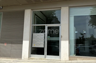 Apartamento T3 para Arrendamento em Cedofeita, Santo Ildefonso, Sé, Miragaia, São Nicolau e Vitória
