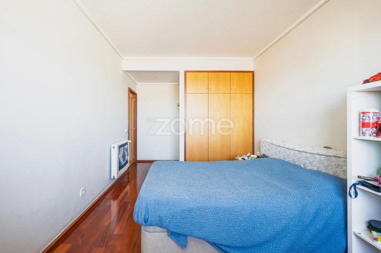 Apartamento T3 para Arrendamento em Cedofeita, Santo Ildefonso, Sé, Miragaia, São Nicolau e Vitória Foto 15