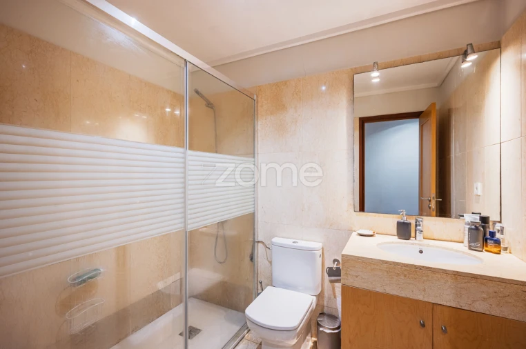 Apartamento T3 para Arrendamento em Cedofeita, Santo Ildefonso, Sé, Miragaia, São Nicolau e Vitória Foto 20